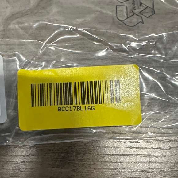 EUC Gucci Round Black and Grey Sunglasses (GG0024S 009) - Picture 14 of 15